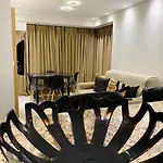 TEMPORADA com LUXO em Maceio , cm vista da praia